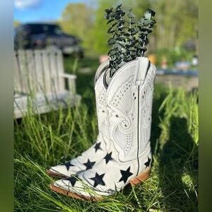 White Leather Cowboy Boots with Black Stars
